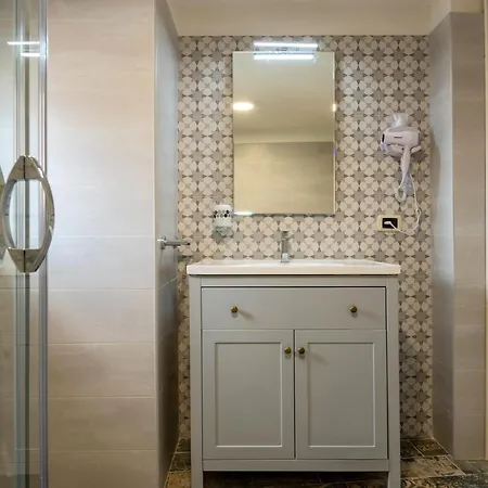 Sg Luxury * Massafra